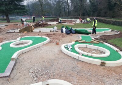 Mini-Golf portale courses, perminent builds, entertainment, shop