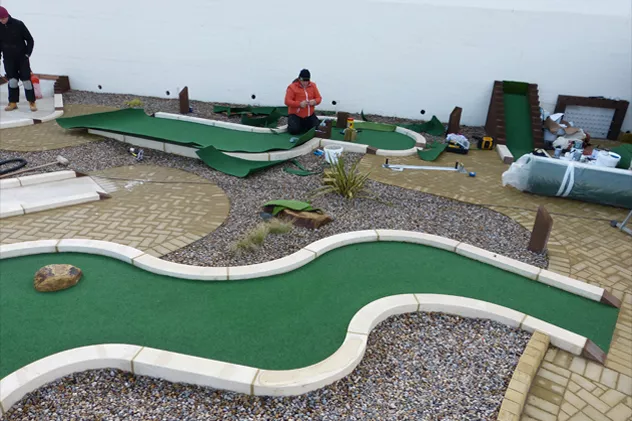 fitting-the-all-weather-felt-68f23d7c29d72