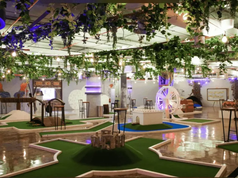 groovy-golf-1024x768-1-68efe25d5dce1