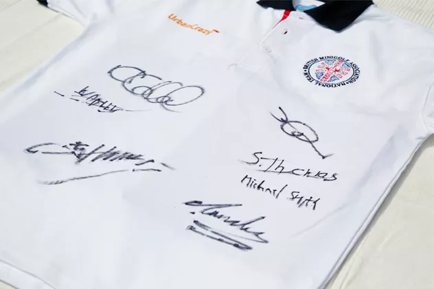 signed-shirt-68f258ba81ac9